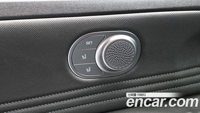 Hyundai AVANTE 2021 — photo 28