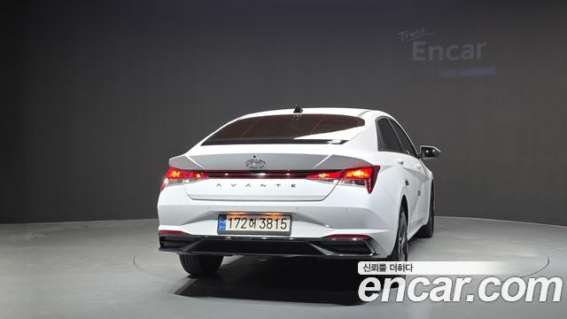 Hyundai AVANTE 2023 — photo 4