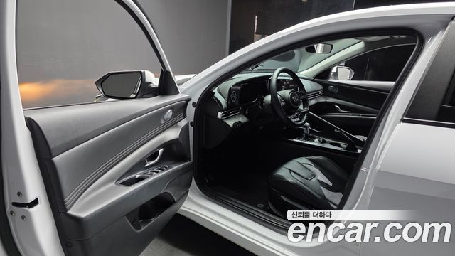 Hyundai AVANTE 2023 — photo 10