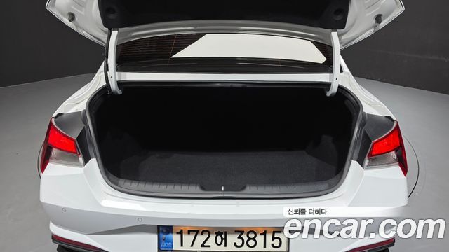 Hyundai AVANTE 2023 — photo 20