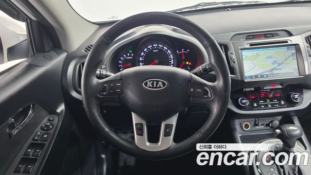 Kia Sportage 2012 — photo 13