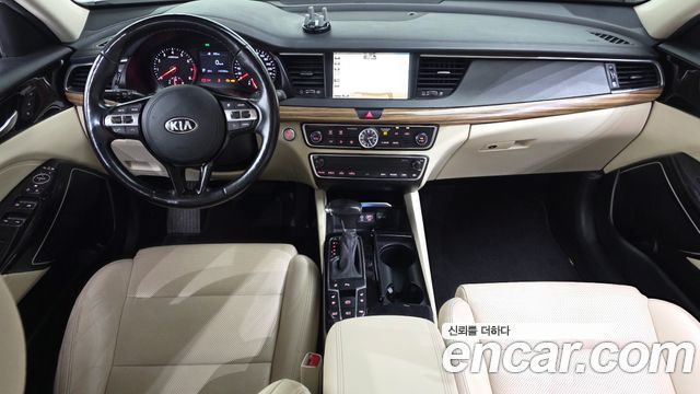 Kia K7 2016 — photo 10