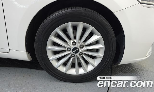 Kia K7 2016 — photo 7