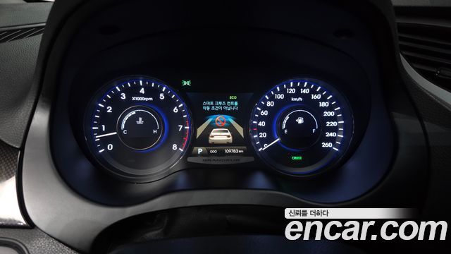 Hyundai Grandeur 2011 — photo 8