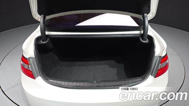 Hyundai Grandeur 2011 — photo 20
