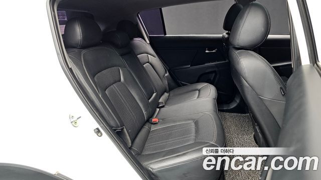 Kia Sportage 2015 — photo 18