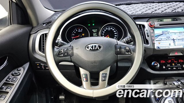 Kia Sportage 2015 — photo 19