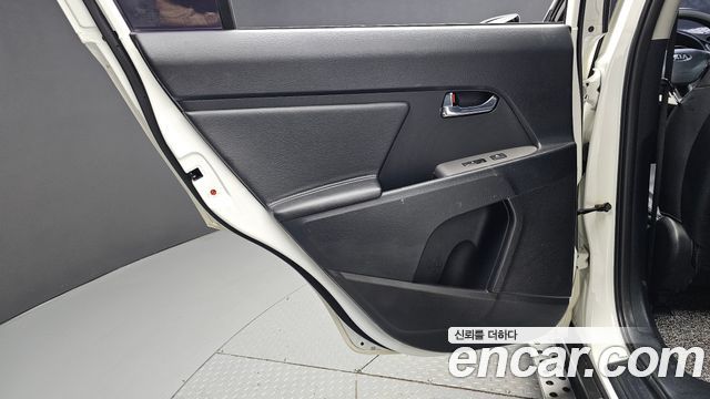 Kia Sportage 2015 — photo 15
