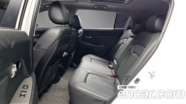 Kia Sportage 2015 — photo 16