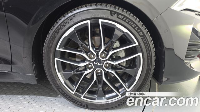 Kia K5 2022 — photo 7