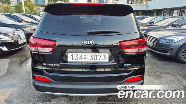 Kia Sorento 2016 — photo 4