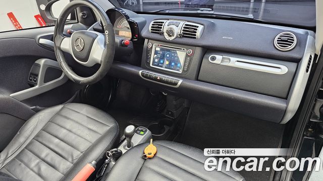 Smart Fortwo 2011 — photo 7