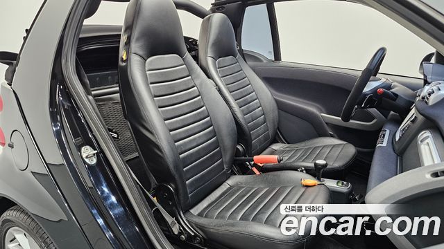 Smart Fortwo 2011 — photo 11