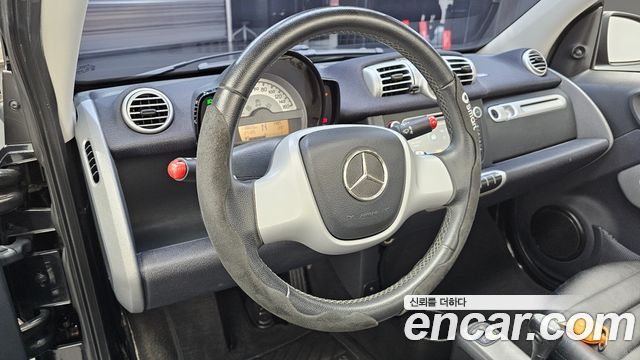 Smart Fortwo 2011 — photo 12