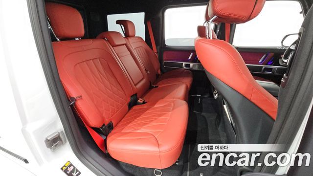 Mercedes-Benz G-Class 2023 — photo 18