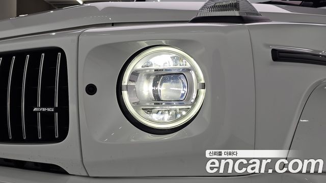 Mercedes-Benz G-Class 2023 — photo 8