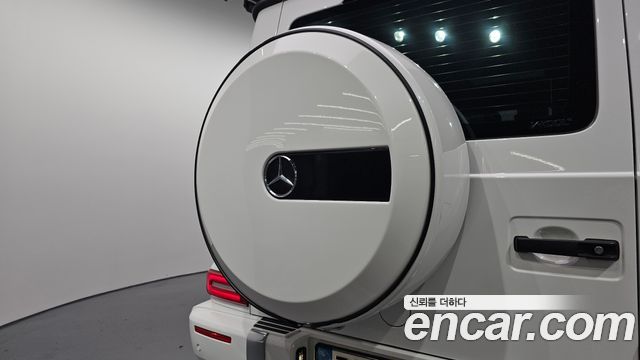 Mercedes-Benz G-Class 2023 — photo 39