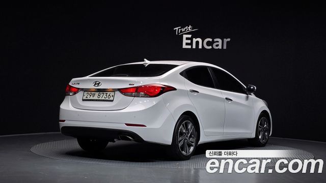 Hyundai AVANTE 2015 — photo 2