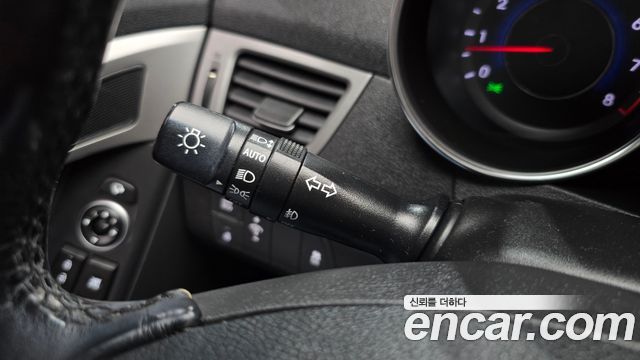 Hyundai AVANTE 2015 — photo 17