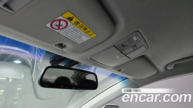 Hyundai AVANTE 2015 — photo 20