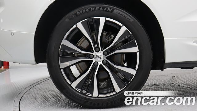 Volvo XC60 2025 — photo 6