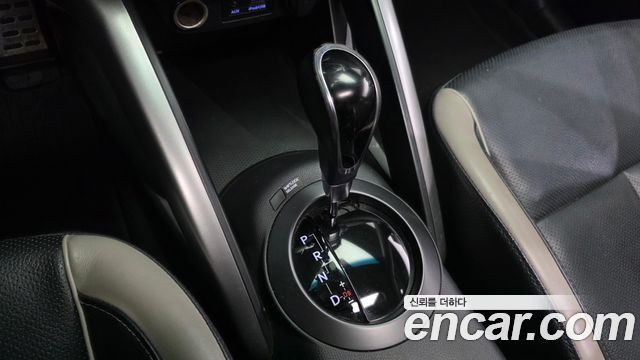 Hyundai Veloster 2015 — photo 9