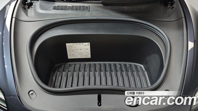 Tesla Model 3 2025 — photo 6