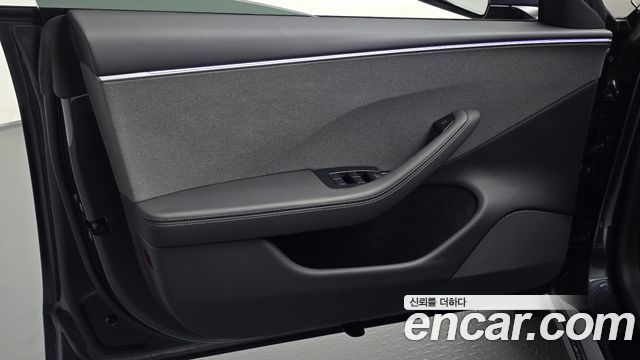 Tesla Model 3 2025 — photo 14