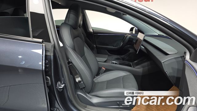 Tesla Model 3 2025 — photo 16