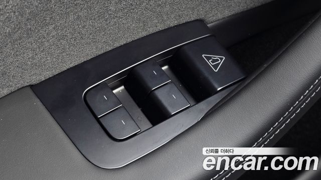 Tesla Model 3 2025 — photo 28