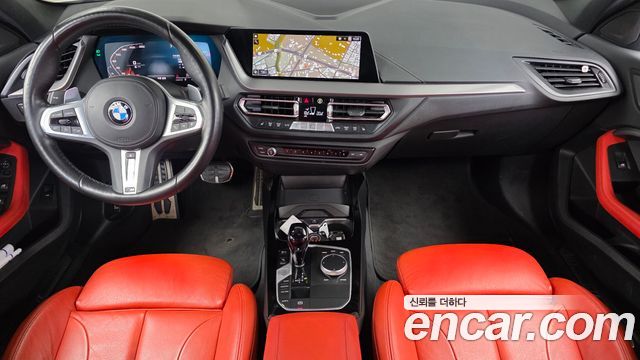 BMW 1-Series 2021 — photo 10