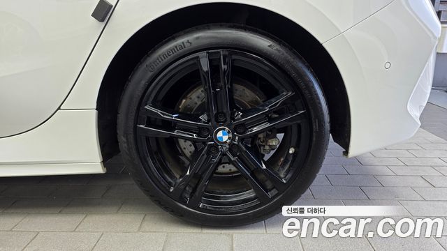 BMW 1-Series 2021 — photo 7