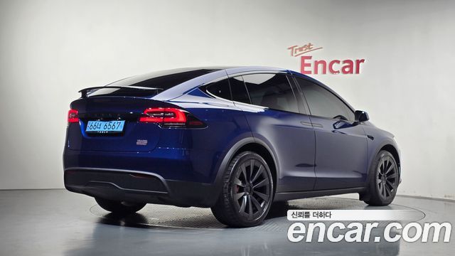 Tesla Model X 2023 — photo 2