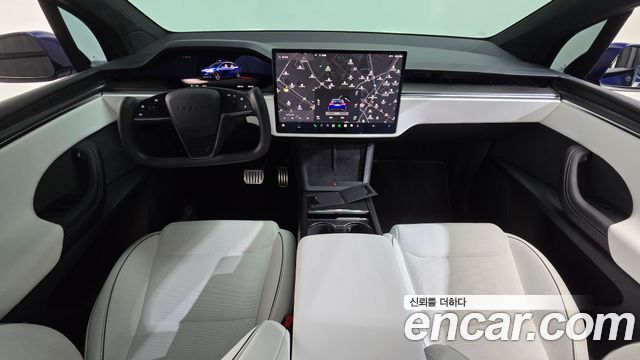 Tesla Model X 2023 — photo 10