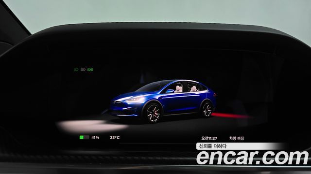 Tesla Model X 2023 — photo 26