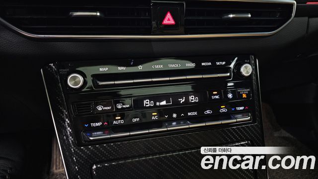 Kia K7 2020 — photo 28