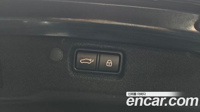 Kia K7 2020 — photo 39