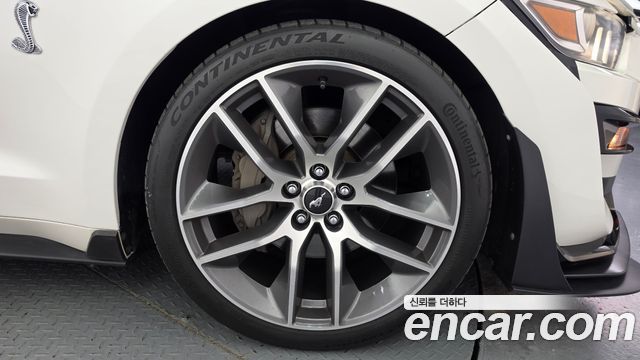 Ford Mustang 2017 — photo 5