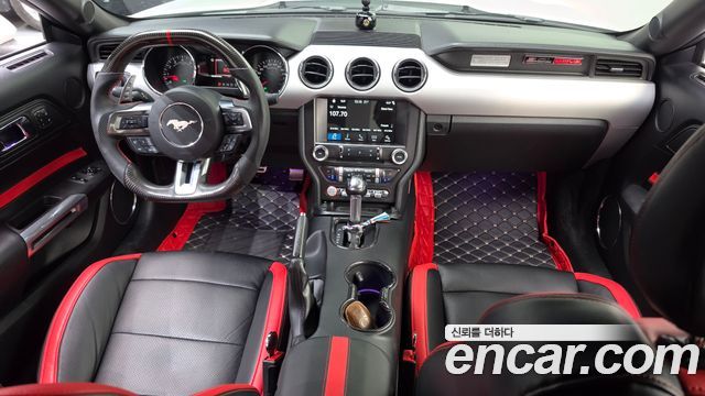 Ford Mustang 2017 — photo 10