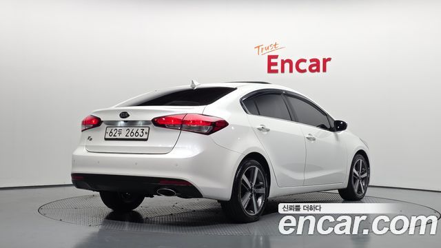 Kia K3 2017 — photo 2