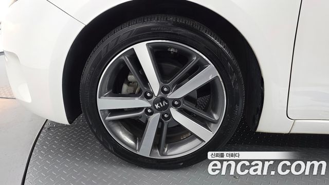 Kia K3 2017 — photo 5