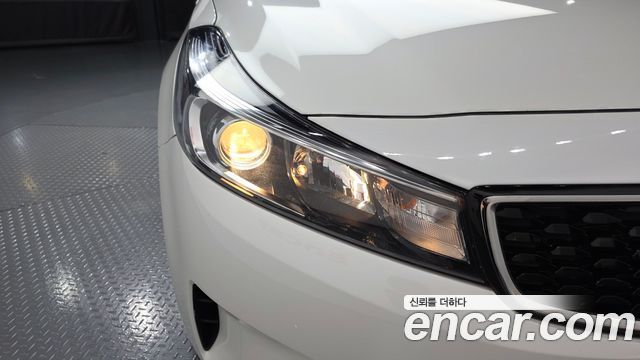 Kia K3 2017 — photo 8