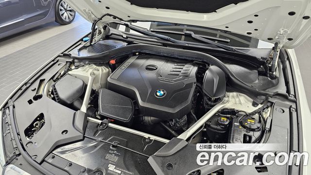 BMW 5-Series 2020 — photo 6