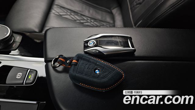 BMW 5-Series 2020 — photo 21