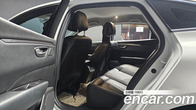 Renault Korea SM6 2020 — photo 16