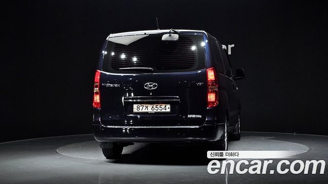 Hyundai Starex 2019 — photo 4