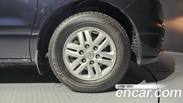 Hyundai Starex 2019 — photo 7