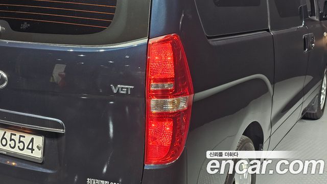 Hyundai Starex 2019 — photo 9