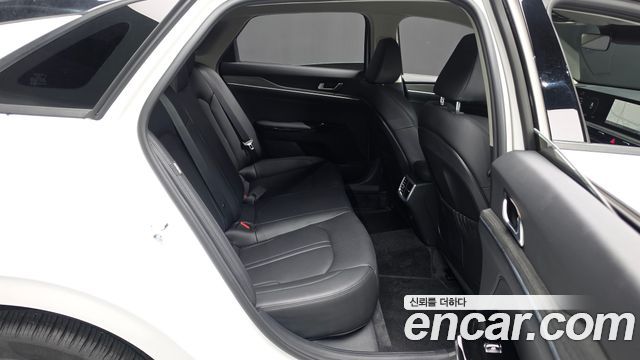 Kia K5 2024 — photo 17