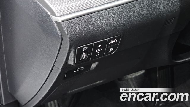 Kia K5 2023 — photo 20